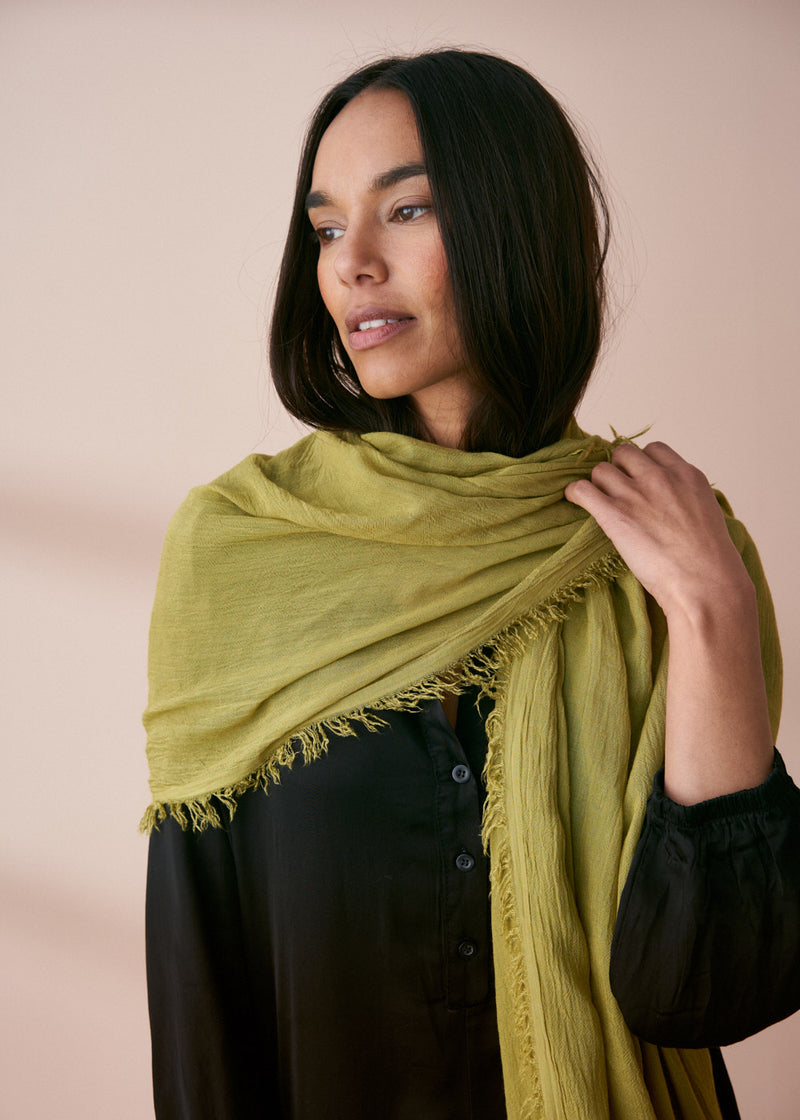 MALINA BAMBOO SCARF - OLIVE