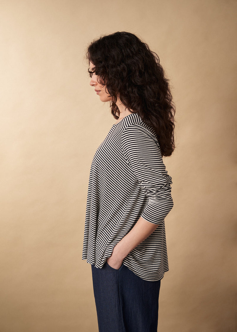 Dark blue and white stripe long sleeve t-shirt