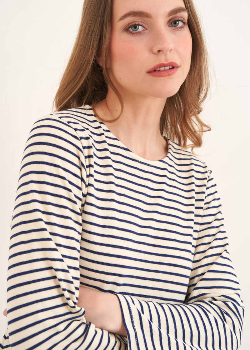 Blue white long sleeve stripe top