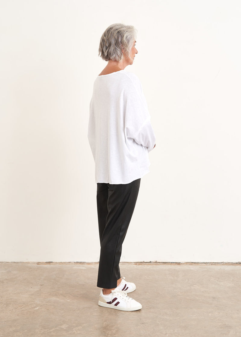 White long sleeve seam detail tee