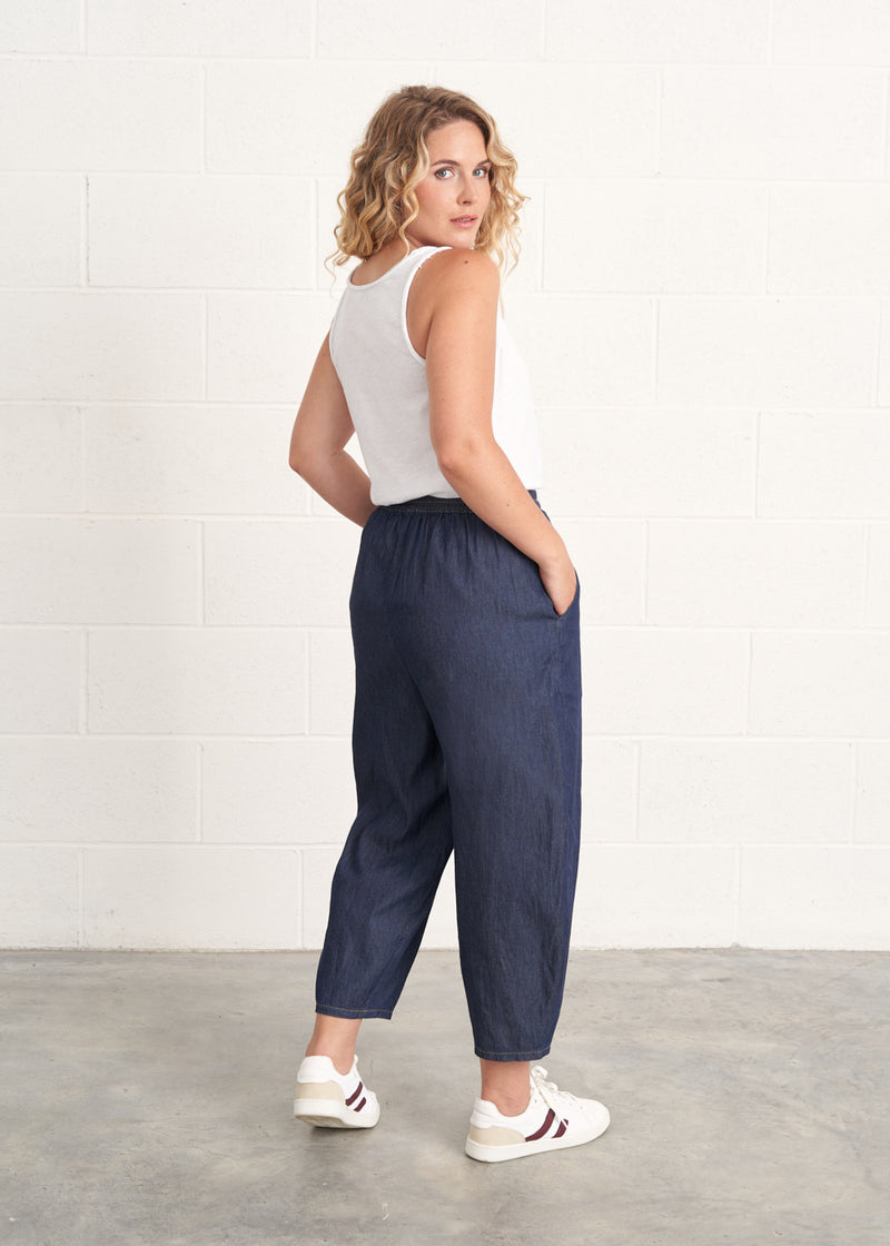 Relaxed chambray denim barrel leg trouser jeans