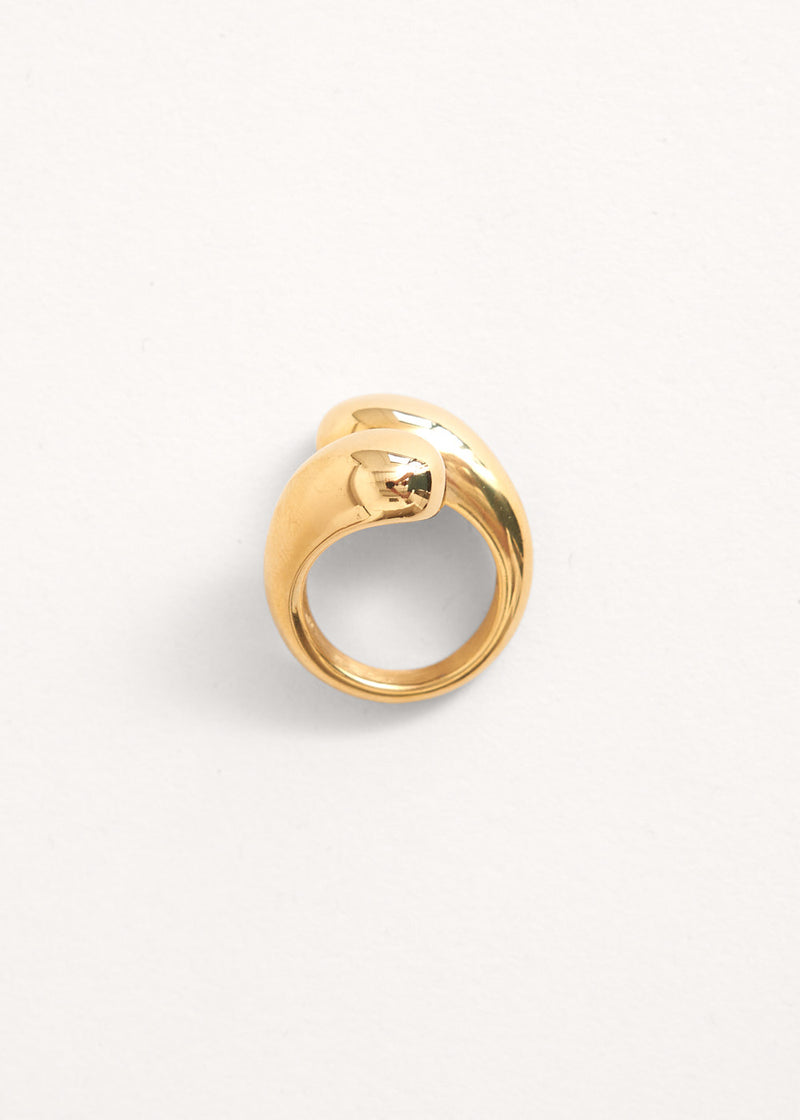 Gold twist ring