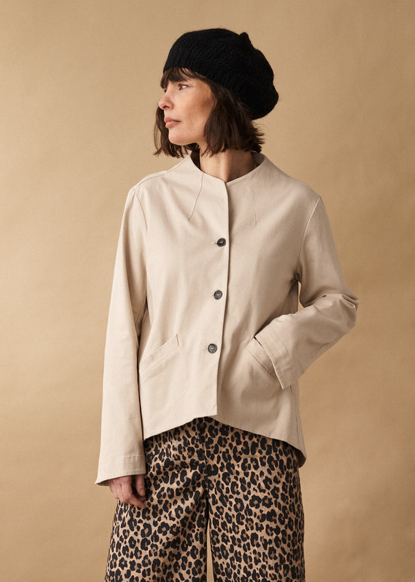 Oatmeal boxy jacket with buttons