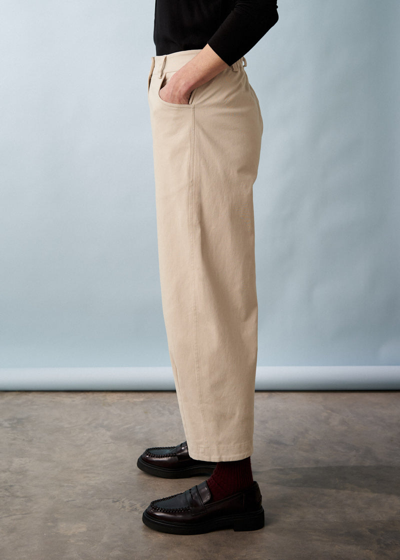 Oatmeal soft barrel leg cotton trouser