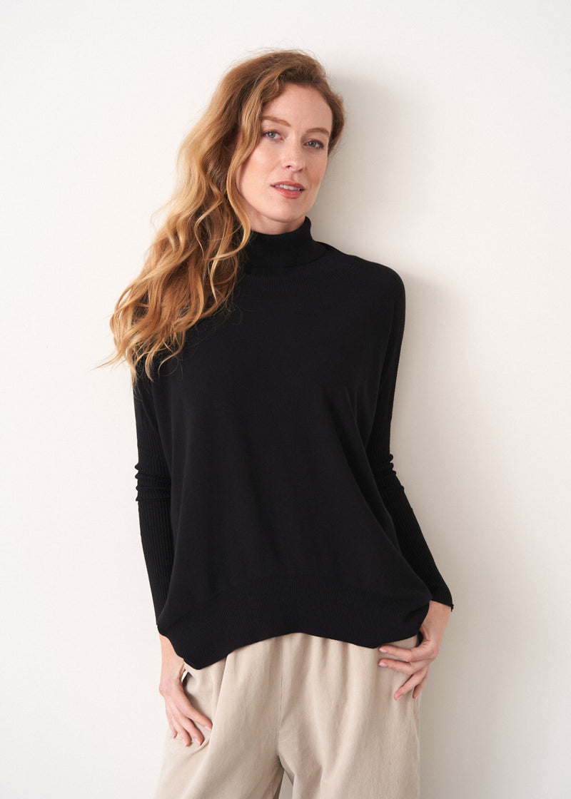 FLICK ROLL NECK SWEATER - BLACK