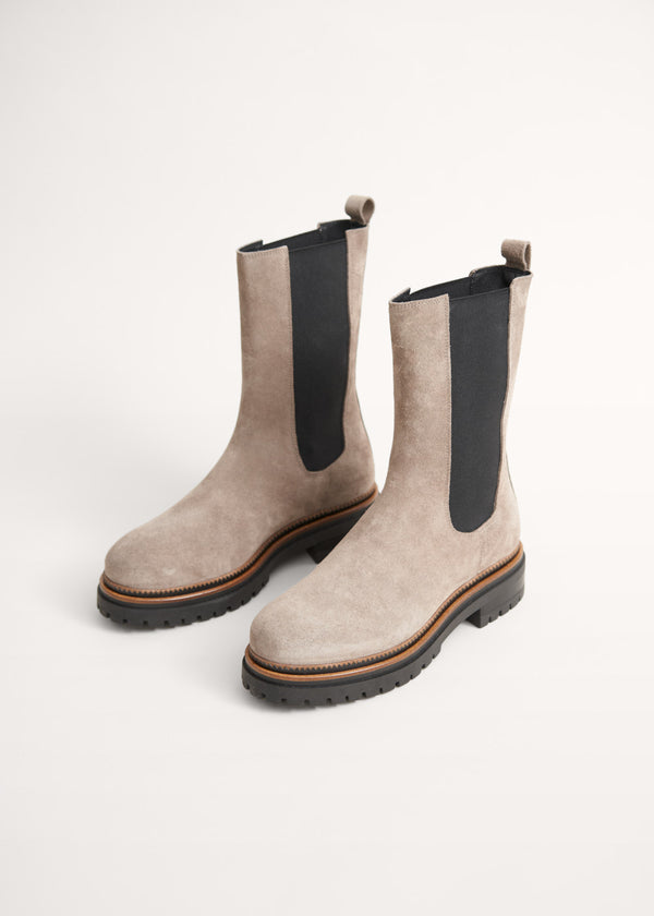 Greige high ankle suede chelsea boots