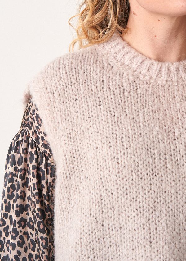 Light oatmeal sleeveless sweater