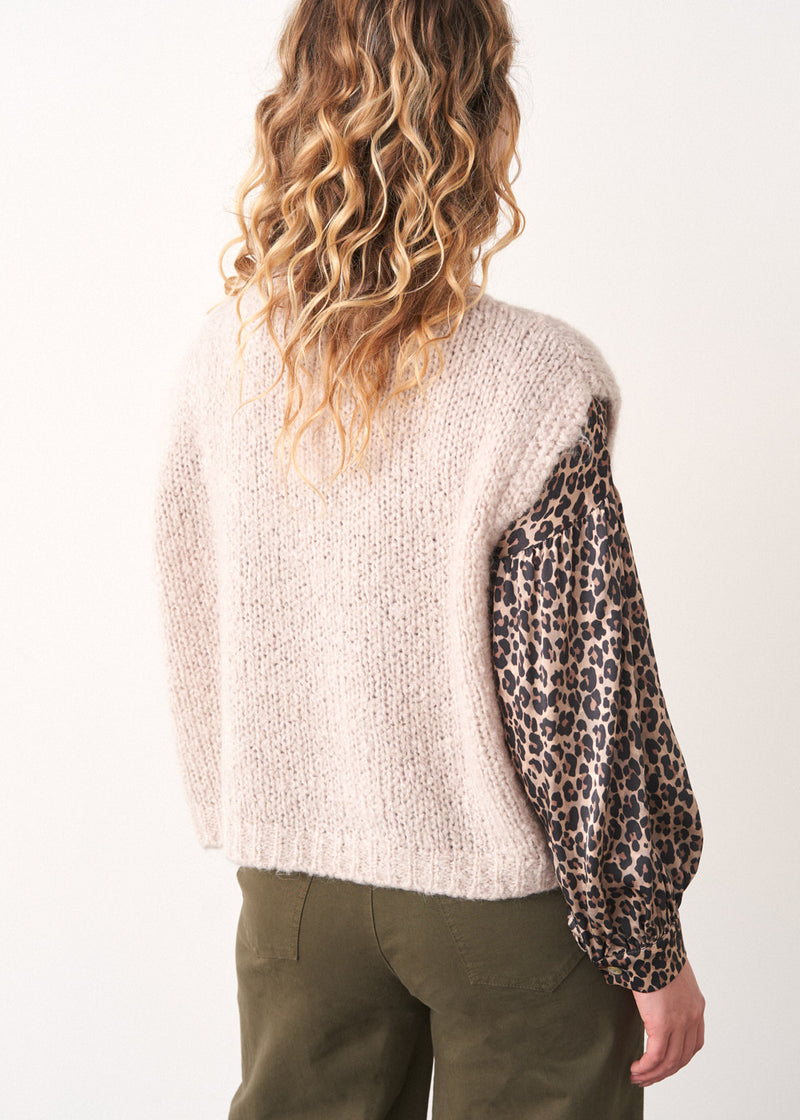 Light oatmeal sleeveless sweater