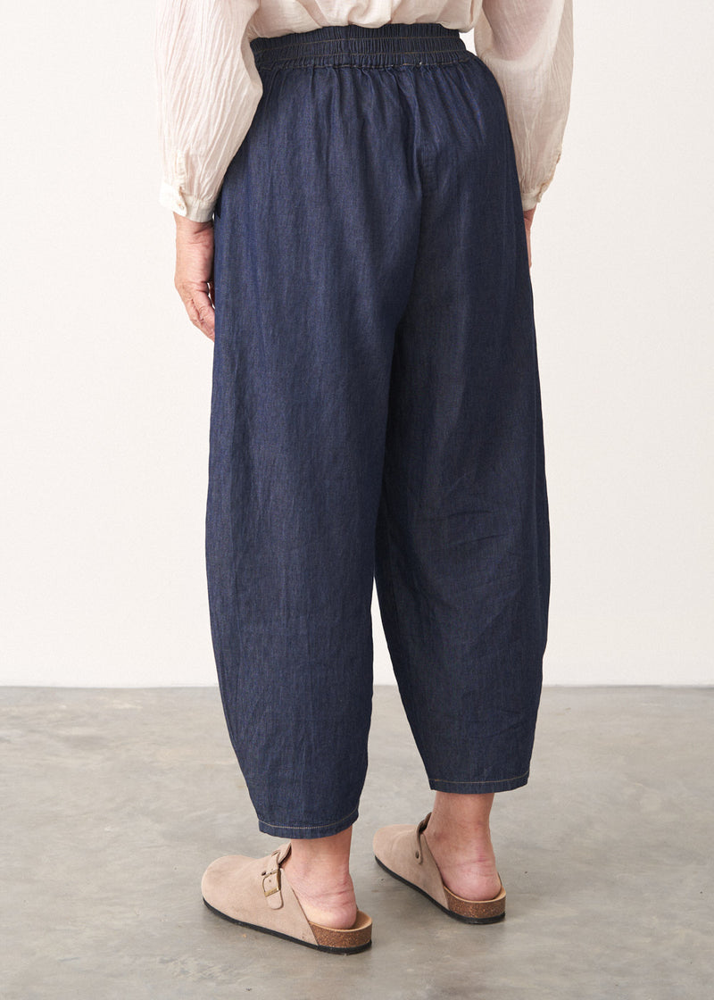 Relaxed chambray denim barrel leg trouser jeans