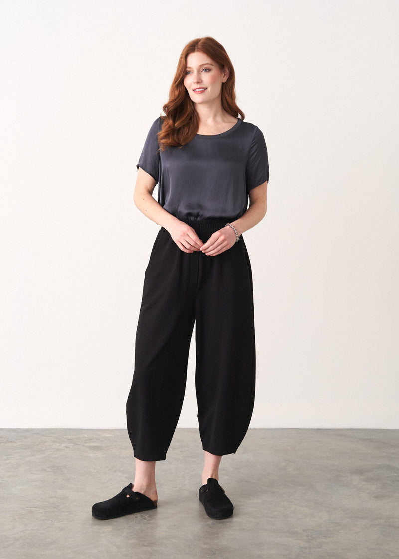 Black cropped jersey trousers