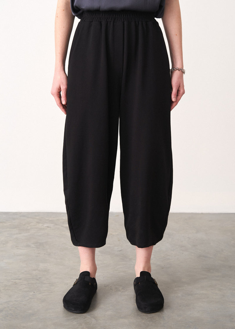 Black cropped jersey trousers