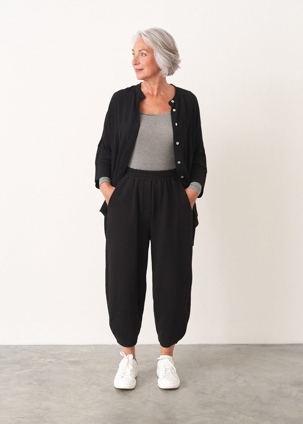 Black cropped jersey trousers