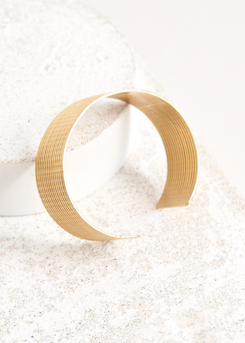 Gold chunky bangle